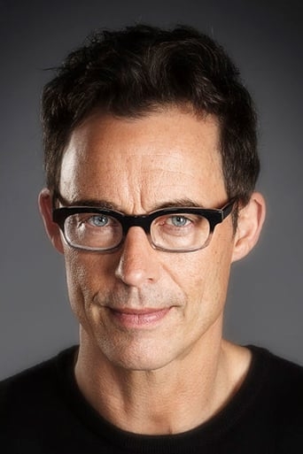 Image of Tom Cavanagh